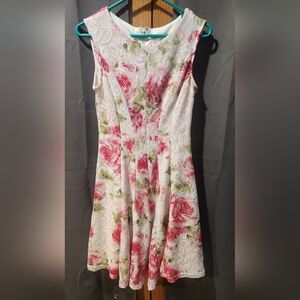 Sandra Darren Pink and White Floral Designs Stitched Into A Fit And Flare Dress